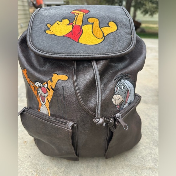 90’s Winnie the Pooh Tigger and Eeyore Disney Faux Leather Brown Backpack EUC